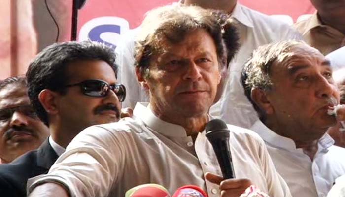 نوازشریف پاکستان آئیں اڈیالہ جیل ان کا انتظار کررہی ہے: عمران خان